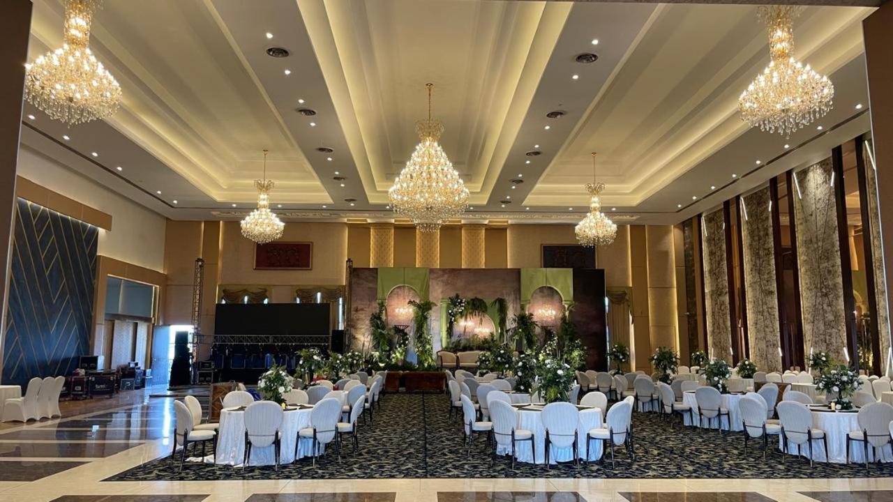 Grand Hotel Nawanshahr Nawāshahr Exterior foto