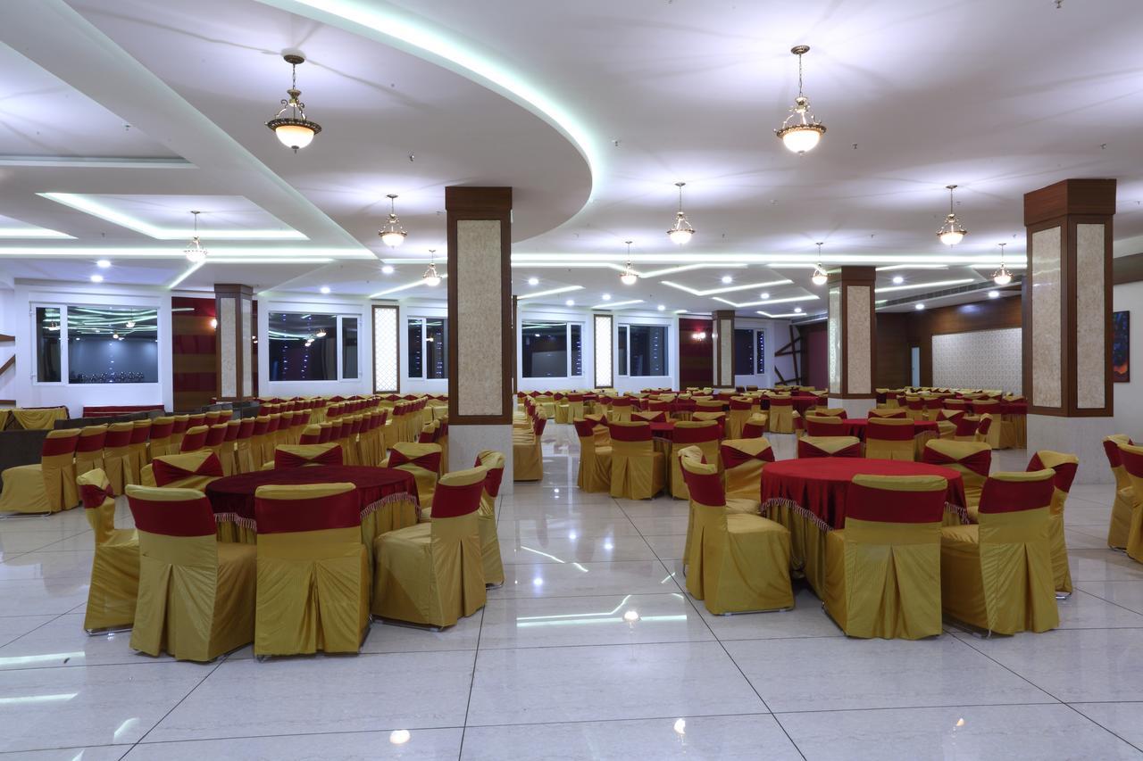 Grand Hotel Nawanshahr Nawāshahr Exterior foto