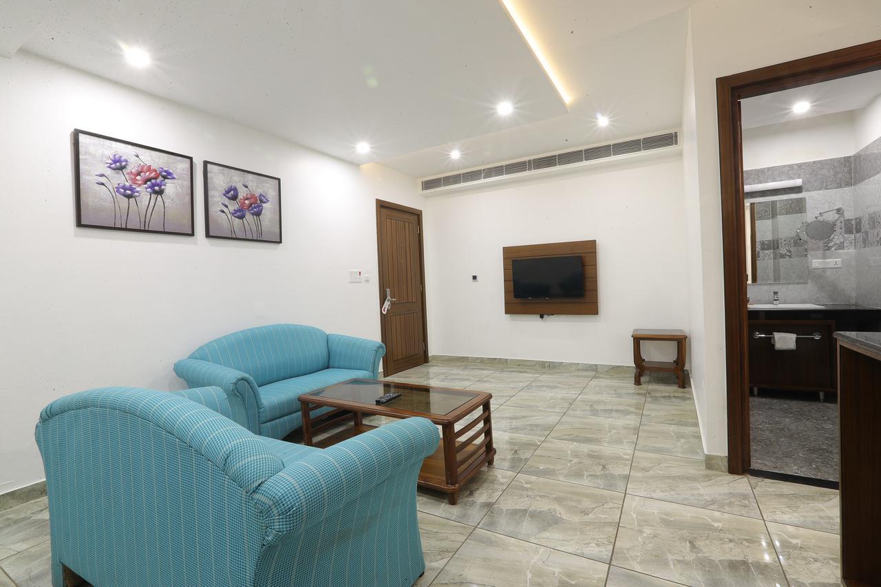 Grand Hotel Nawanshahr Nawāshahr Exterior foto