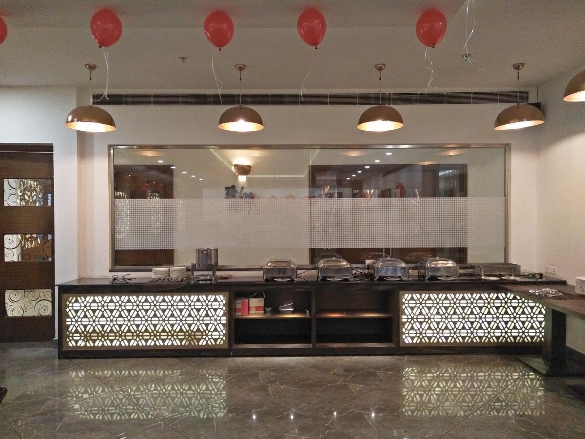 Grand Hotel Nawanshahr Nawāshahr Exterior foto