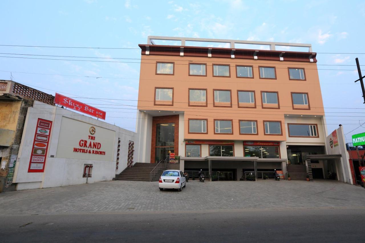 Grand Hotel Nawanshahr Nawāshahr Exterior foto